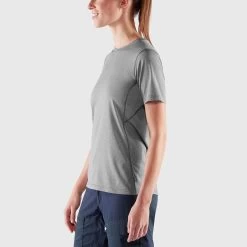 FJÄLLRÄVEN ABISKO DAY HIKE SS W Damen - Funktionsshirt -Outdoor Bekleidung Geschäft 5637764875 h abisko day hike ss w fjaellraeven 24