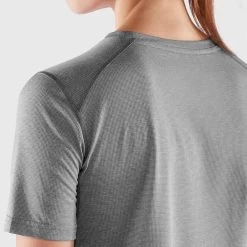 FJÄLLRÄVEN ABISKO DAY HIKE SS W Damen - Funktionsshirt -Outdoor Bekleidung Geschäft 5637764875 i abisko day hike ss w fjaellraeven 24