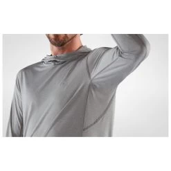 FJÄLLRÄVEN Abisko Sun-Hoodie - Funktionsshirt -Outdoor Bekleidung Geschäft fjaellraeven abisko sun hoodie funktionsshirt detail 7